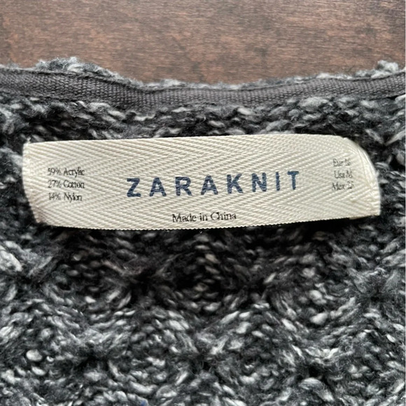 Zara Gray Crew Neck Sweater - Picture 2 of 6